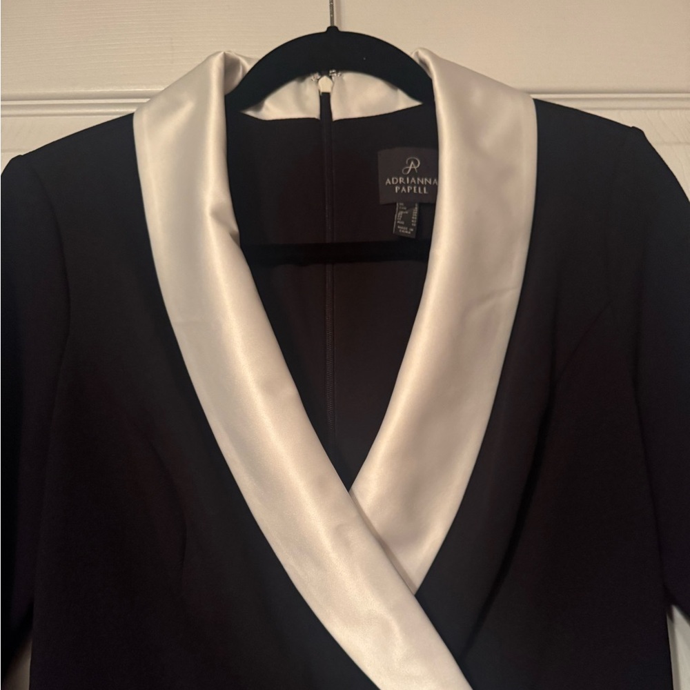 Adrianna Papell Sz Small Black & White Satin Collar Pantsuit w/ peplum/back zip - Picture 5 of 14